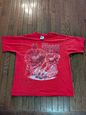 Steve Yzerman Detroit Redwings Pro Player T-Shirt Single Stitch Made in USA - Si